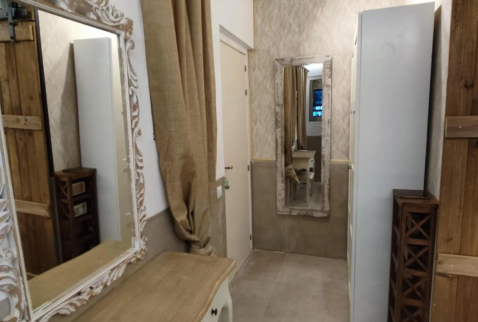 Private Rooms Βαρκελώνη 0*,